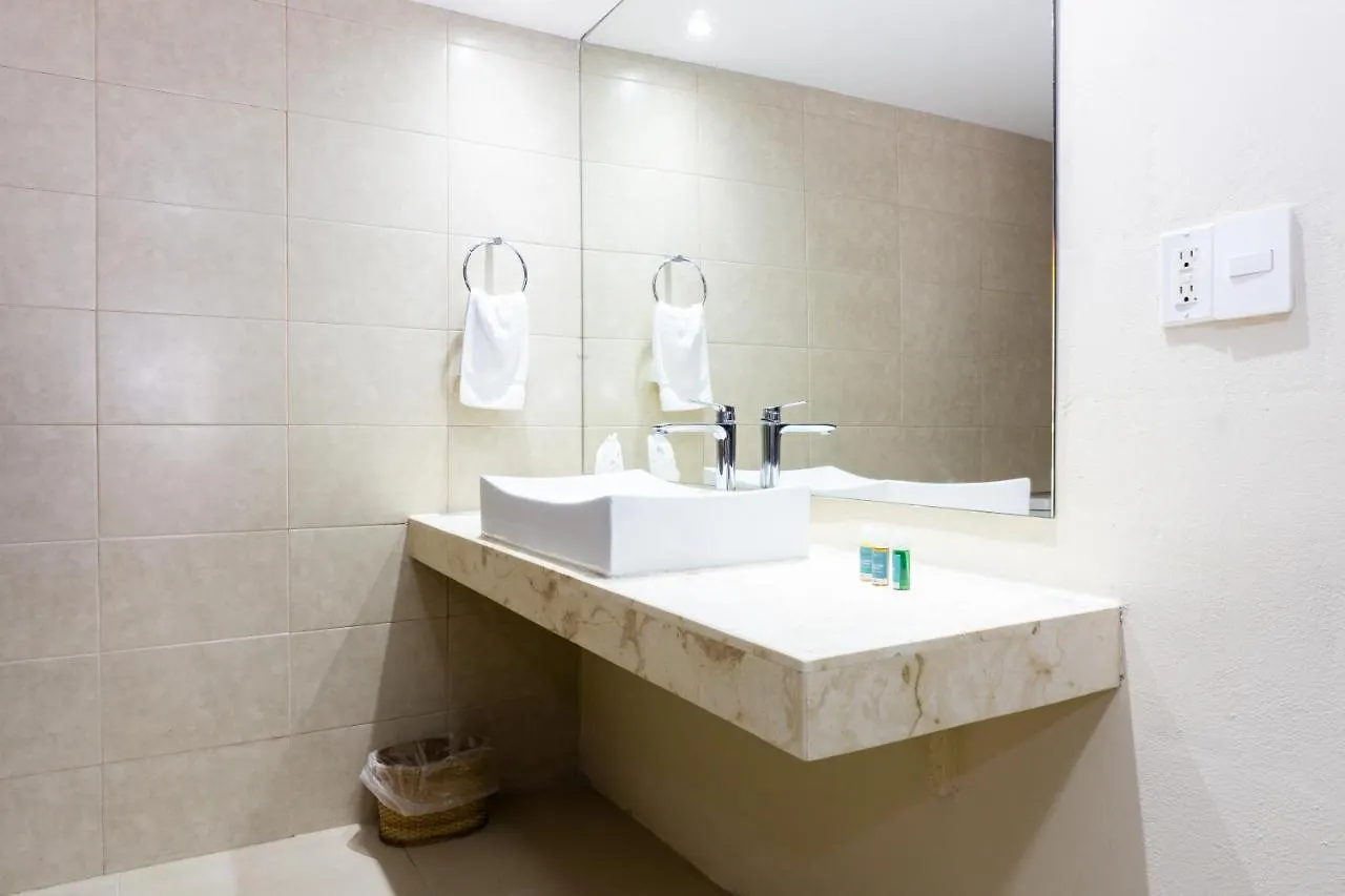 Aldea Thai 305 Condo Playa del Carmen 0*,