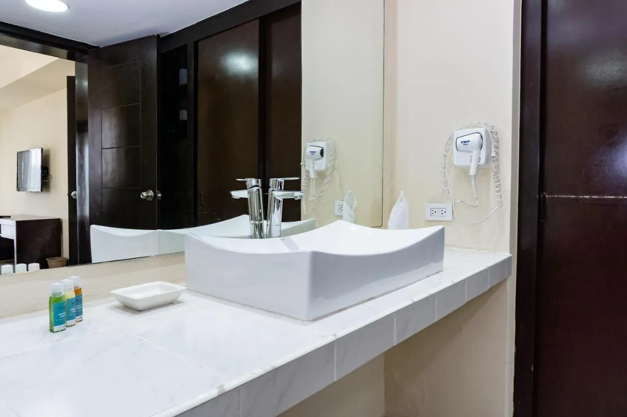 Aldea Thai 305 Condo Playa del Carmen