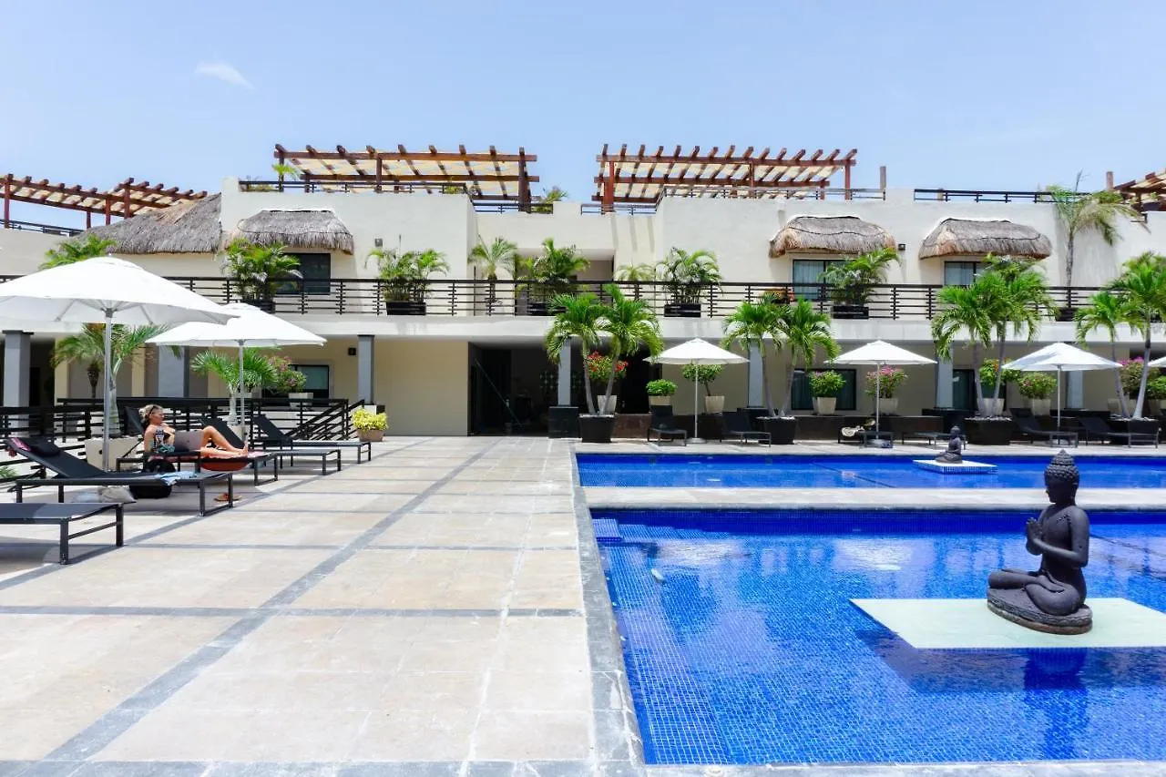 Aldea Thai 305 Condo Playa del Carmen Apartment
